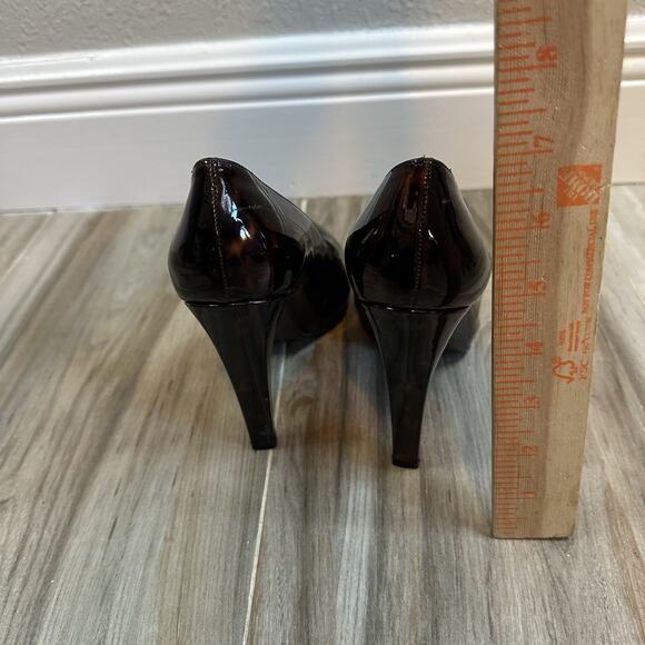 Stuart Weitzman Pumps tortoise Patent Leather 7.5 Cognac Tartuga Pointed Toe - Picture 9 of 10